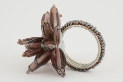 Flamant Carlea, Servetring, Kralen