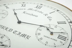 Flamant Claudel, Wandklok