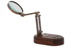 Flamant Derick, Vergrootglas, Te Voet