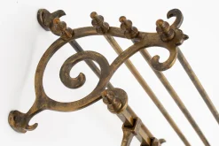 Flamant Fay, Kapstok