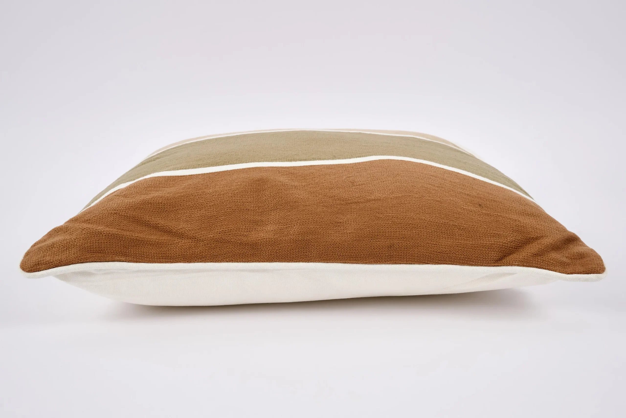 Flamant Kenan, Kussen