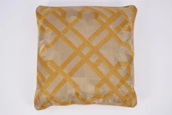 Flamant Levi, Kussen