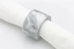 Flamant Maureen, Servetring, Marmer, Wit