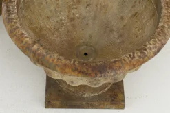 Flamant Odair, Tuinvaas, L