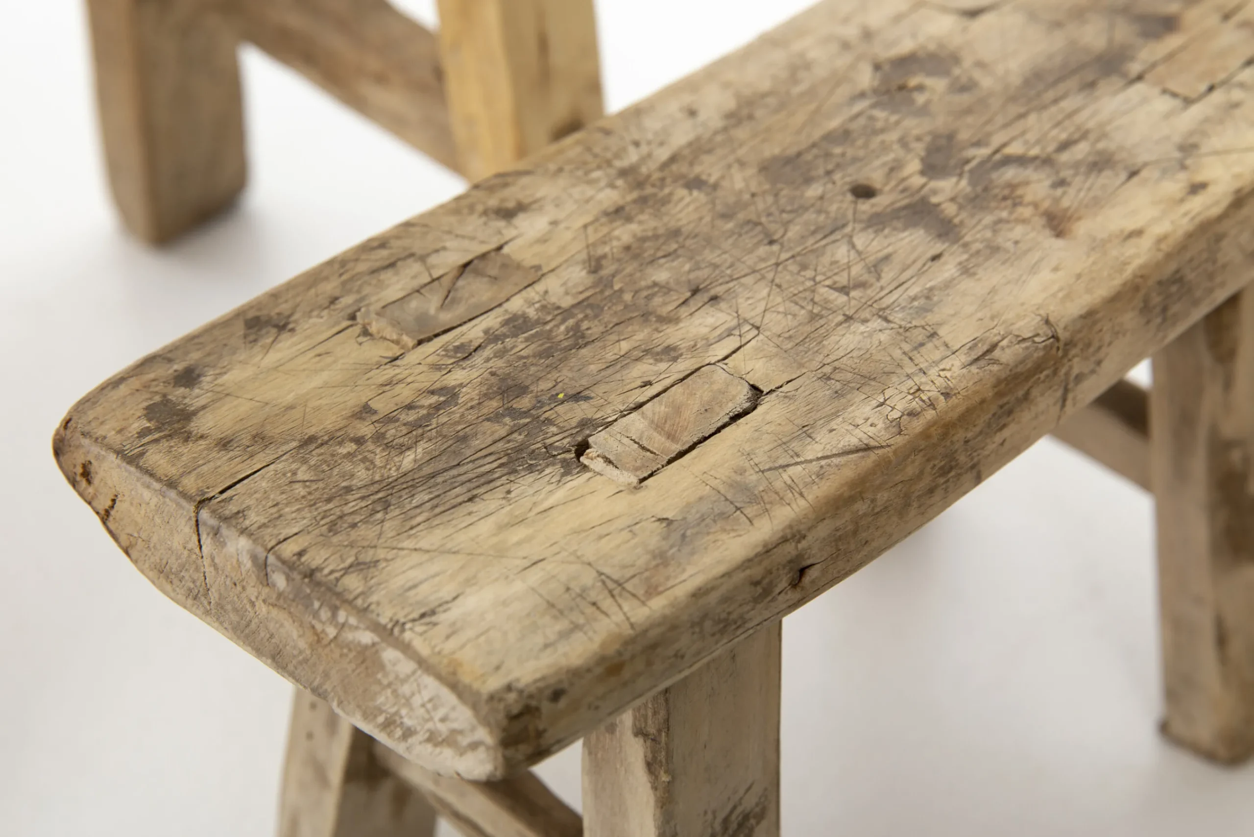 Flamant Paton, Kruk, Gerecycled Hout