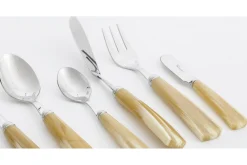 Flamant Tondo, Tafelmes